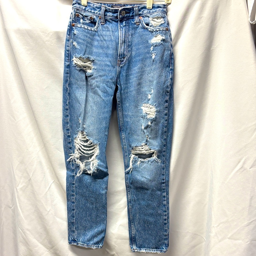 Abercrombie & Fitch Ripped Light Blue Ankle Jeans